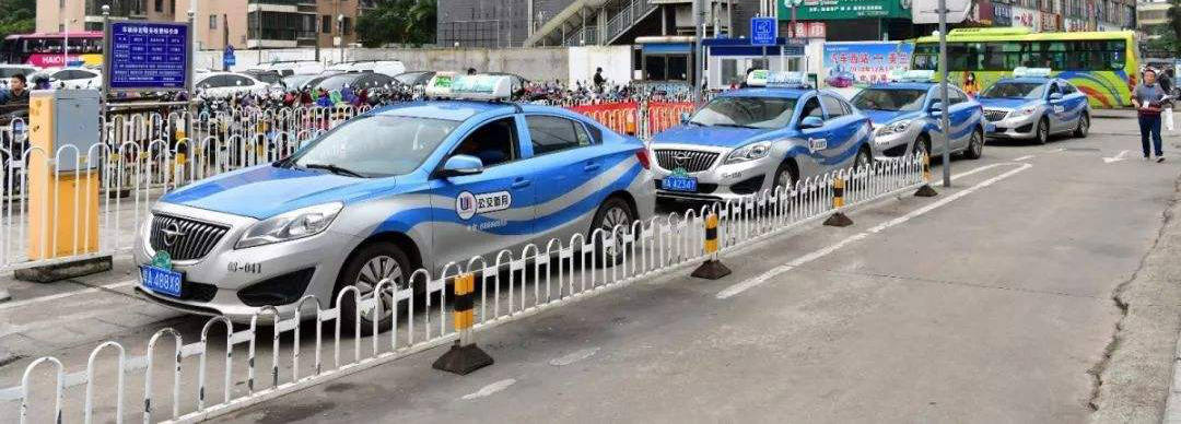 taxi to or from Haikou Meilan International Airport(HAK)
