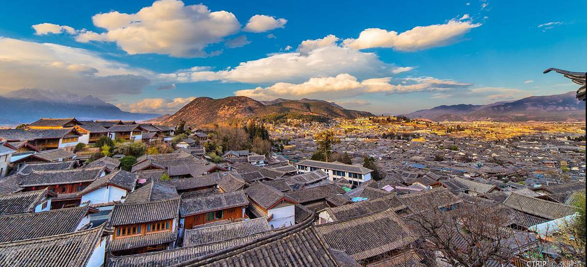 Lijiang Sanyi Airport(LJG) to Lijiang Ancient City