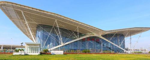 Get to Qingdao North Railway Station from Qingdao Jiaodong Airport