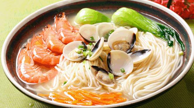 Chinese noodles at Sanya Phoenix Airport, SYX Airport