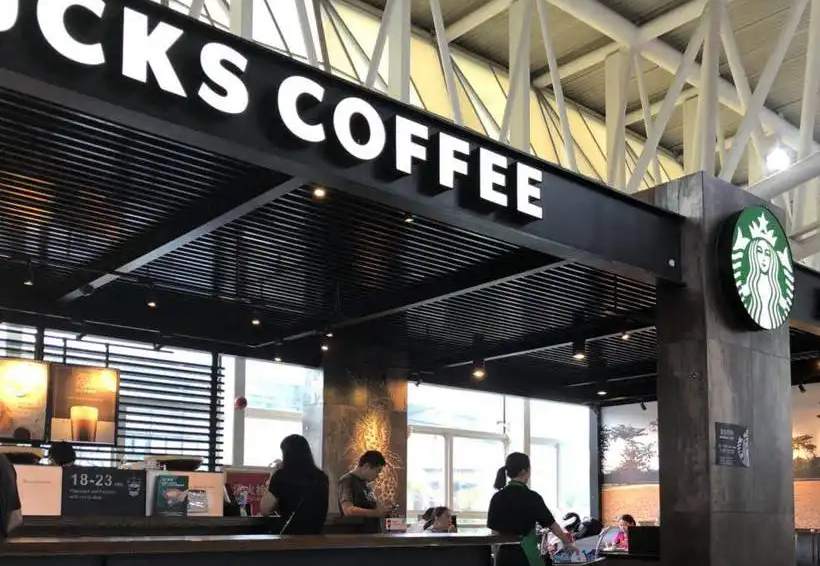 Starbucks at Sanya Phoenix Airport, SYX Airport