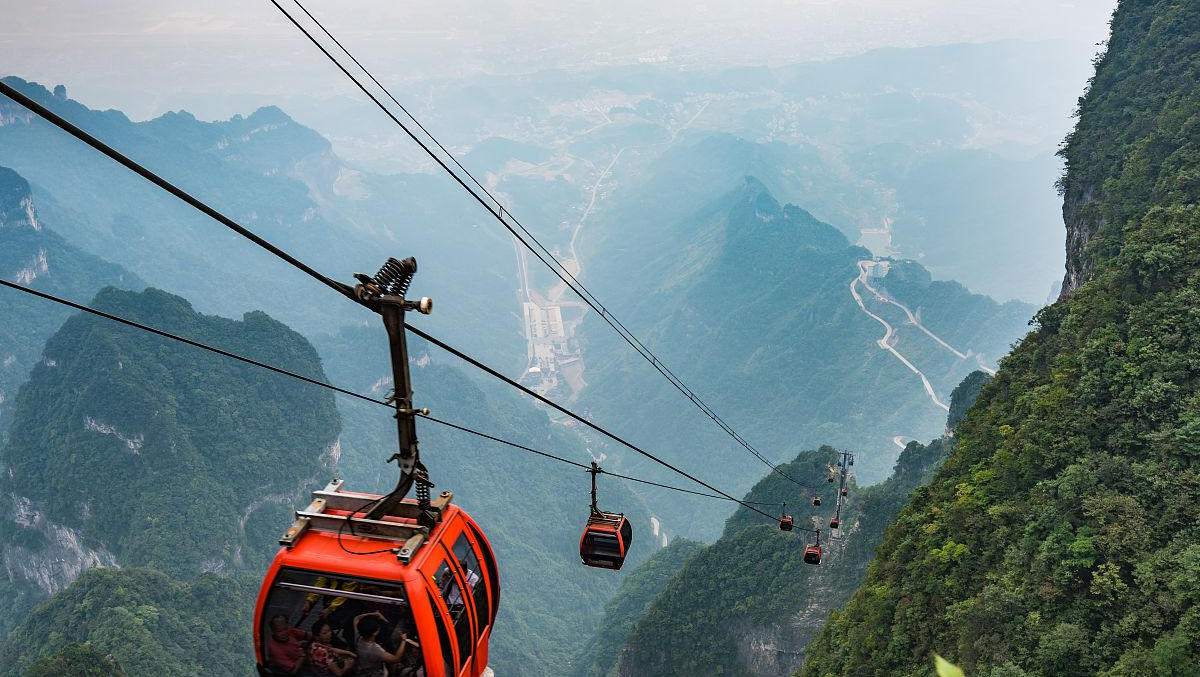 The cableway of Tianmen Mountain