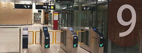 check in at Hong Kong West Kowloon Railway station