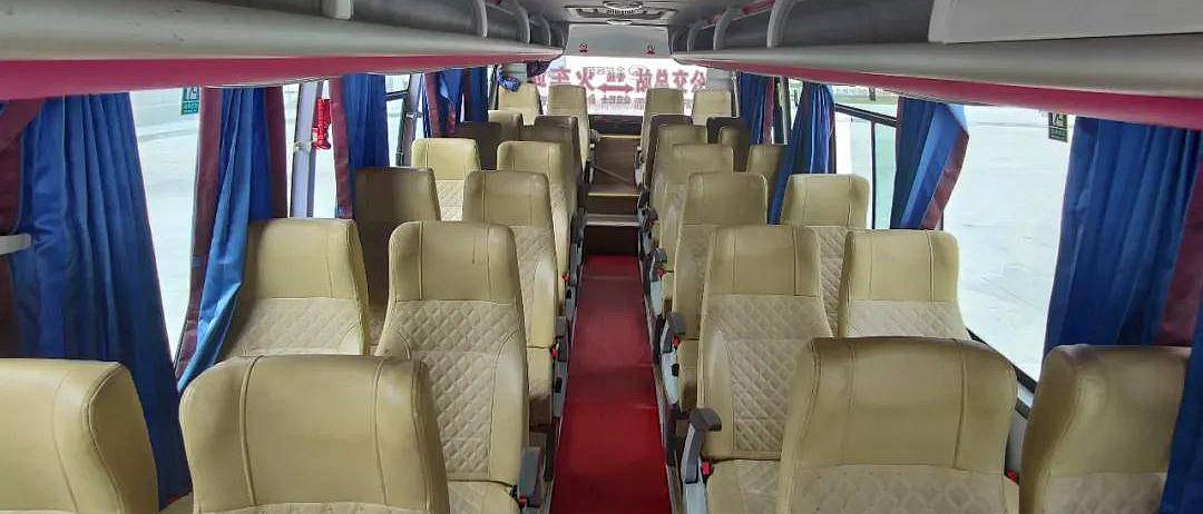 Bus to Nyingchi Railway Station