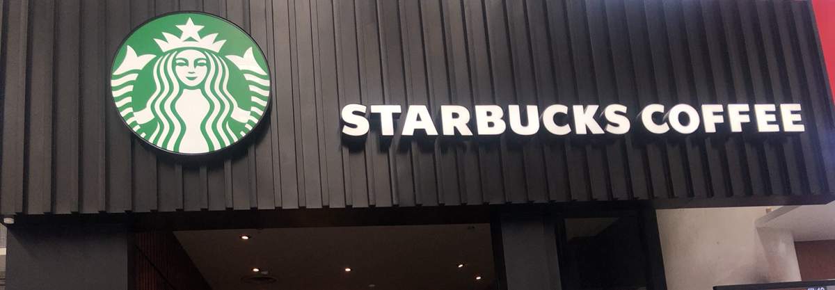 Starbucks at Shenyang North Railway Station